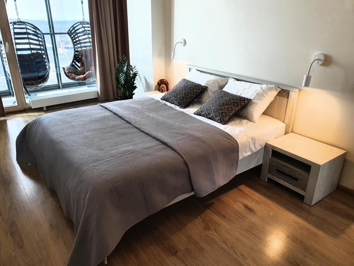 Sea View Apartment In Klaipeda Exterior photo